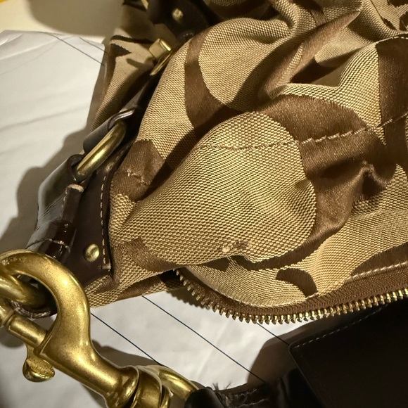 Brown and Tan Coach Bag with Gold Detail - Picture 11 of 11